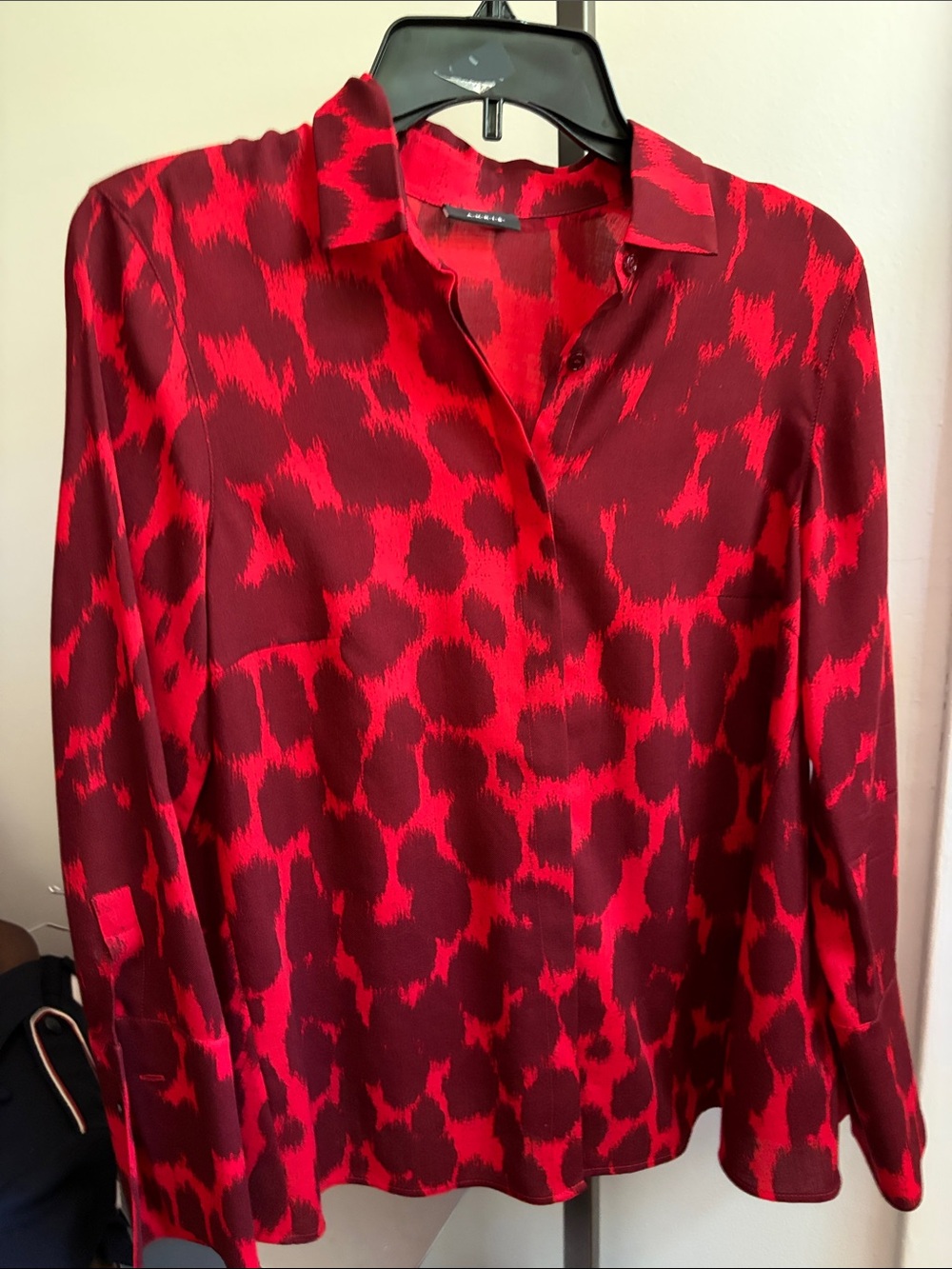 Ratify Akris Red and Burgundy Wool Animal Print Button-Down Blouse